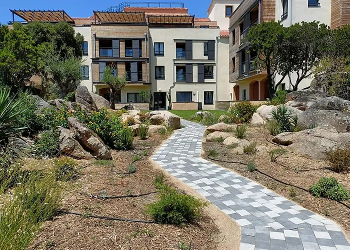 Appt Neuf 2-4 Pers Avec Loggia - Piscine Chauffee - Bord De - Corse Du Sud- Bonifacio Apartman