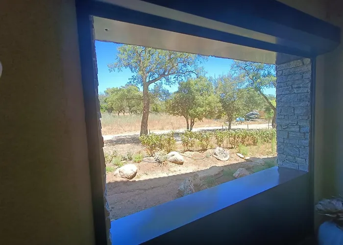 Appt Neuf 2-4 Pers Avec Loggia - Piscine Chauffee - Bord De - Corse Du Sud- Bonifacio Apartment *