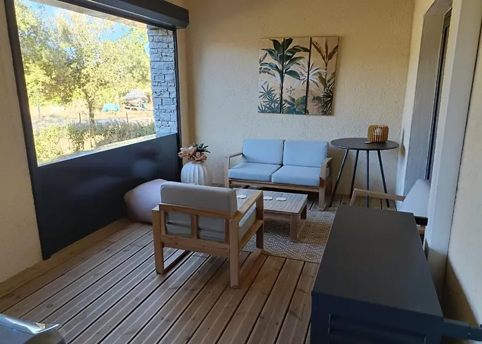 Apartment Appt Neuf 2-4 Pers Avec Loggia - Piscine Chauffee - Bord De - Corse Du Sud- Bonifacio